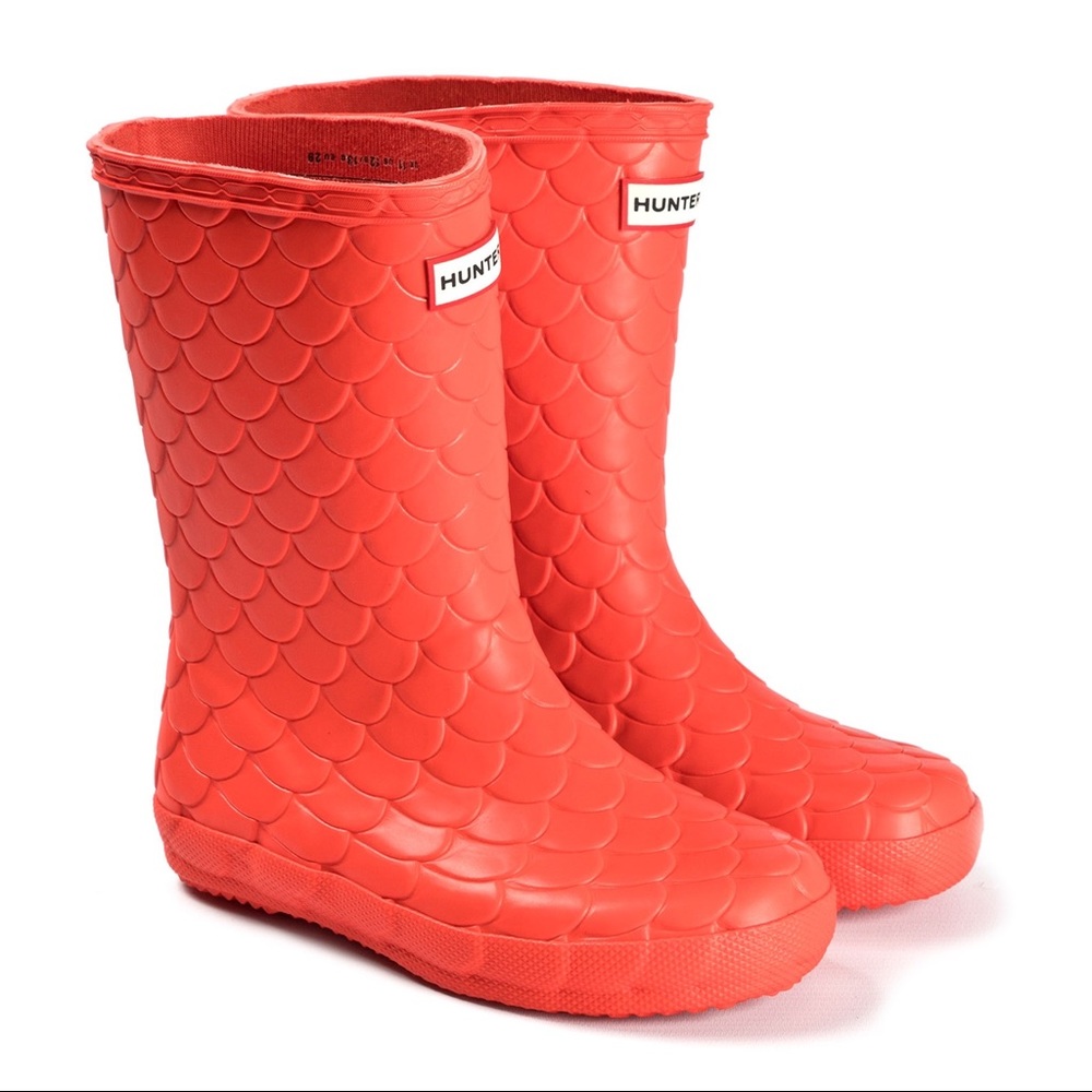 NEW in box! Hunter Rain Boots Red Sea Dragon